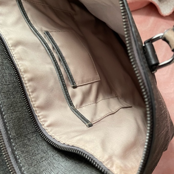 Tumi work bag— so many pockets! - Picture 5 of 11